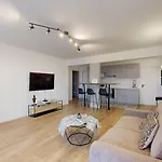 Bluestay 69 - Charmant Appartement A Paris